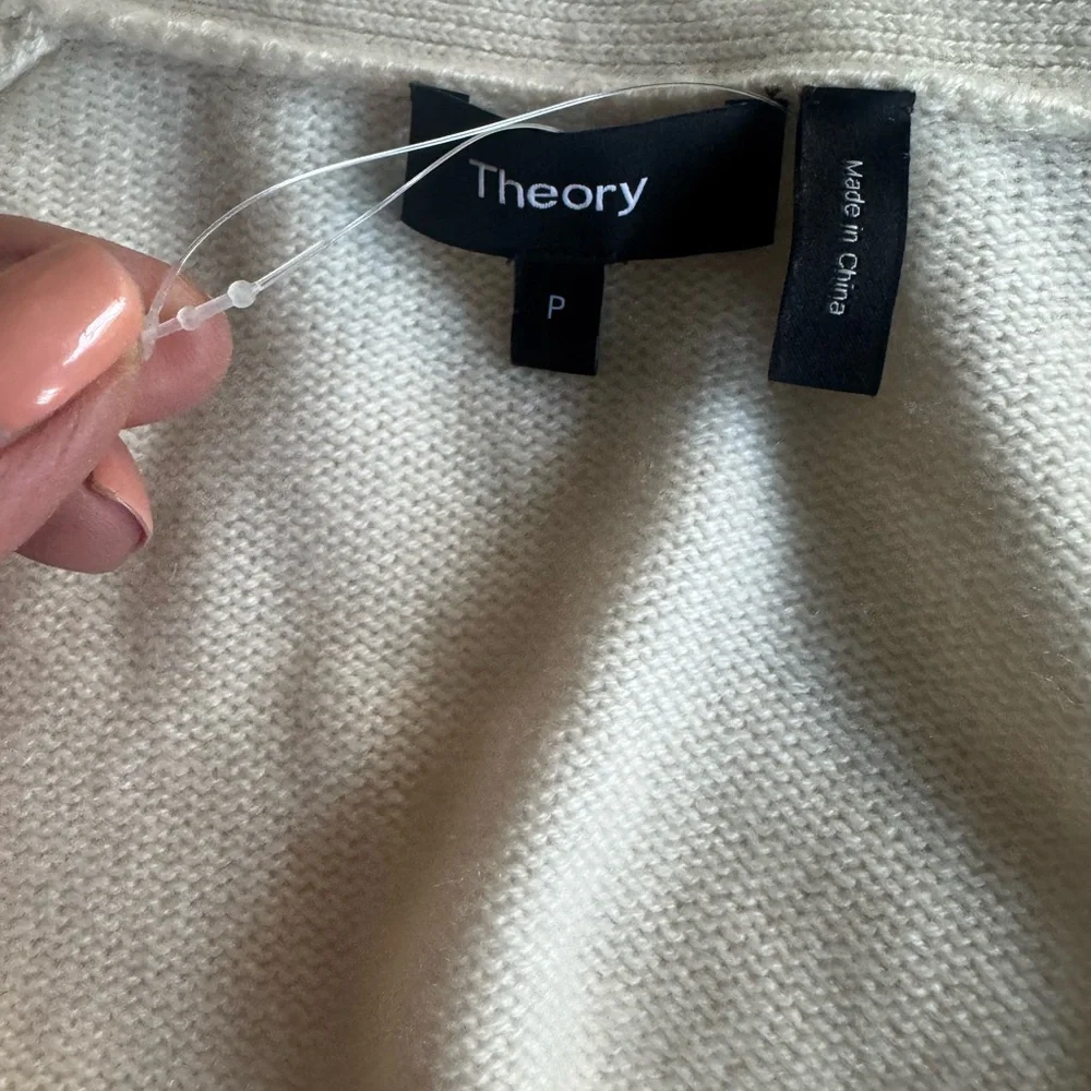 Theory Cream Women's‎ Cardigan p